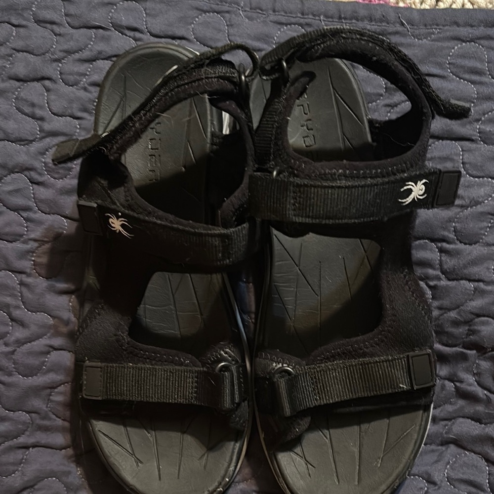 Spyder Black Sandals with Rugged Design and Adjustable Straps